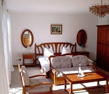 Apartment-hotel Am Rathaus Guest house Dusseldorf